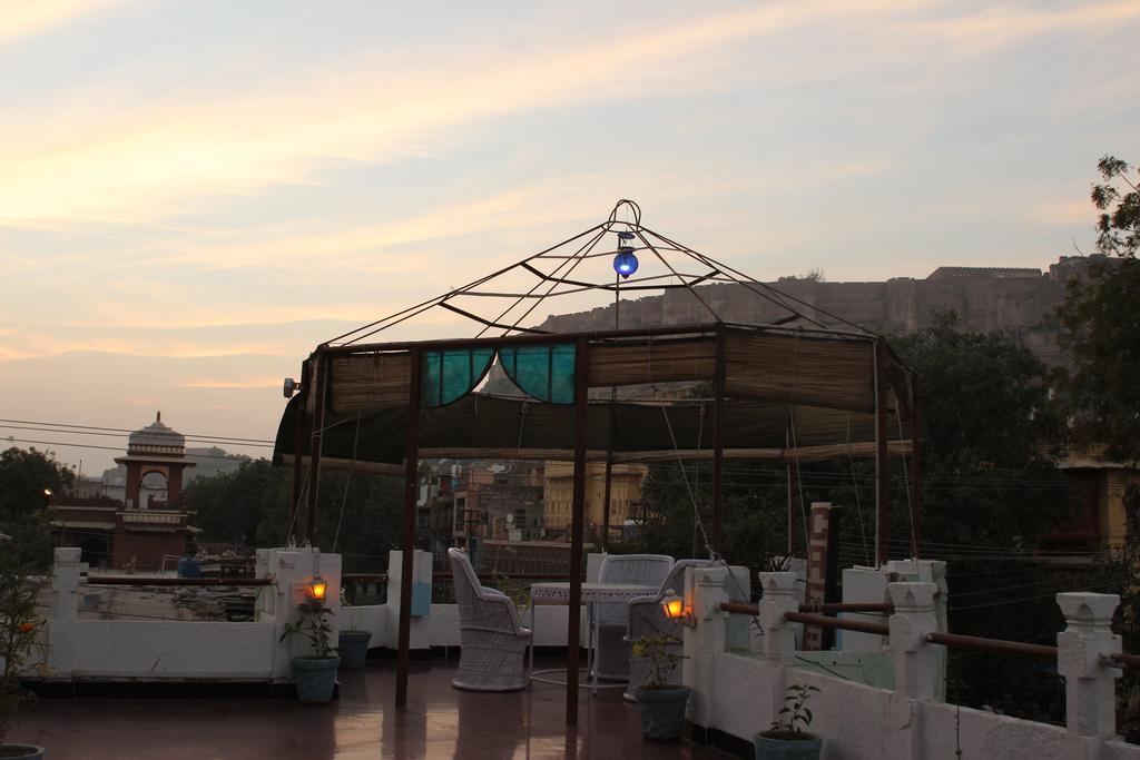 Bed And Breakfast Clock Tower Haveli Jodhpur  Ngoại thất bức ảnh